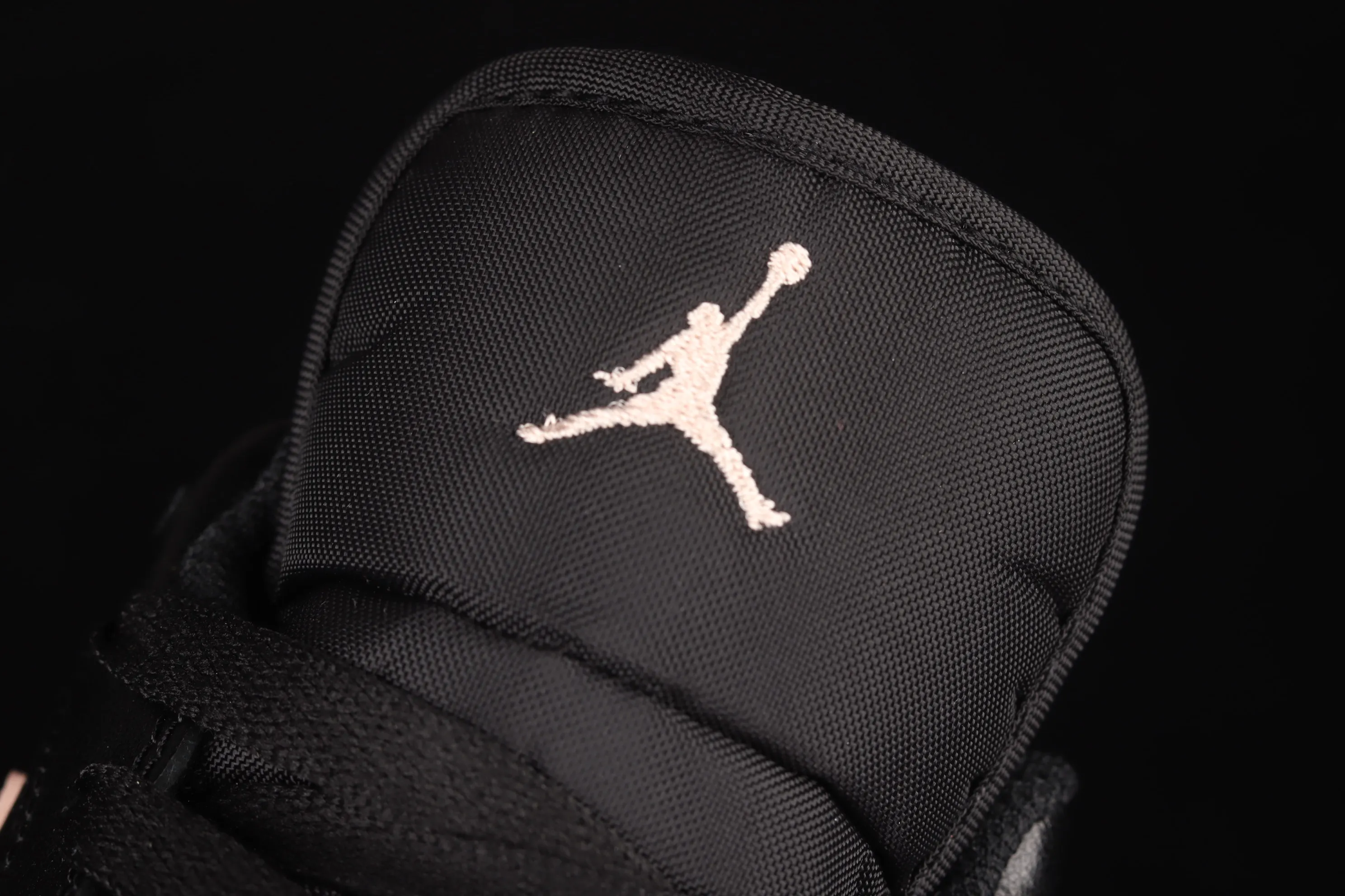 All categories Air Jordan Jordan series basketball shoes Air Jordan 1 Low G version pure original Air Jordan 1 Low AJ1 Joe 1 black powder low-top cultural leisure sports sneakers 553560-034